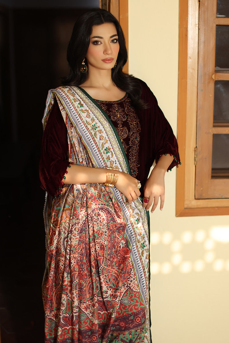 Picture of Sarai Velvet Shawl